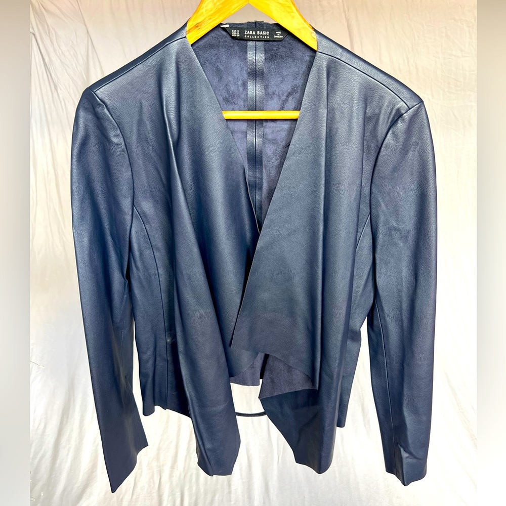 Chic Zara faux leather drape jacket in blue, size M, lightweight